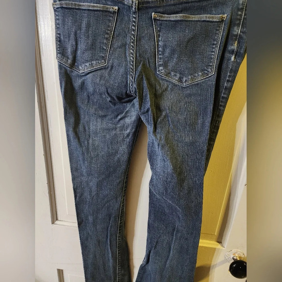 👸👖 The Limited High Waisted Flare Jean in size 2 - Picture 7 of 10